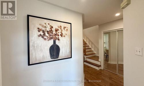 5666 Cortina Crescent, Mississauga, ON - Indoor Photo Showing Other Room