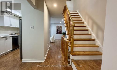 5666 Cortina Crescent, Mississauga, ON - Indoor Photo Showing Other Room