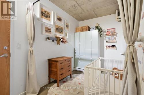 518 - 150 Sudbury Street, Toronto (Little Portugal), ON - Indoor