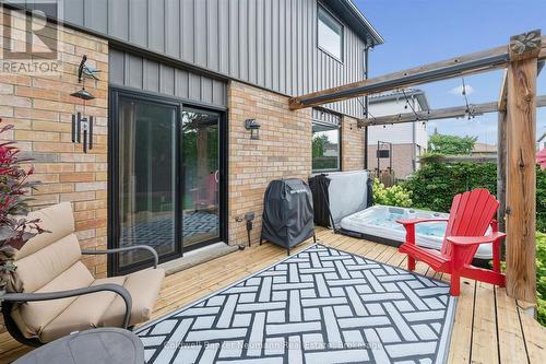 81 Candlewood Drive, Guelph (Willow West/Sugarbush/West Acres), ON - Outdoor With Deck Patio Veranda With Exterior