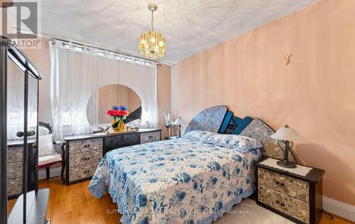 183 Glenholme Avenue, Toronto, ON - Indoor Photo Showing Bedroom