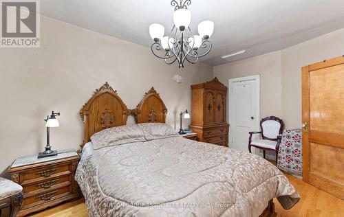 183 Glenholme Avenue, Toronto, ON - Indoor Photo Showing Bedroom