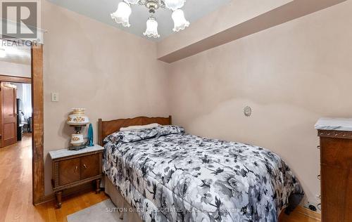 183 Glenholme Avenue, Toronto, ON - Indoor Photo Showing Bedroom