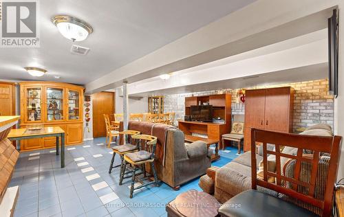 183 Glenholme Avenue, Toronto, ON - Indoor