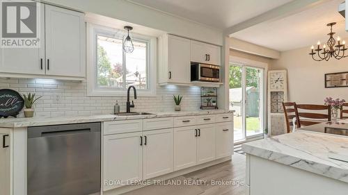 7 Stirling Crescent, St. Thomas, ON - Indoor Photo Showing Kitchen With Upgraded Kitchen