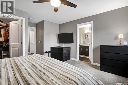 539 Maple Crescent, Warman, SK - Indoor Photo Showing Bedroom