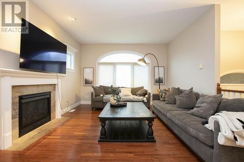 4 Parkdale Dr, Sault Ste. Marie, ON - Indoor Photo Showing Living Room With Fireplace