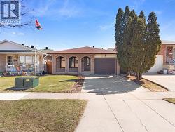 45 JUNIPER Drive Stoney Creek, ON L8E 4C7