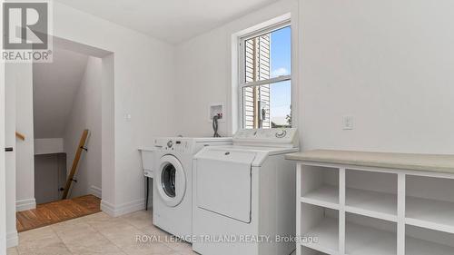 114 Fairview Avenue, St. Thomas, ON - Indoor Photo Showing Laundry Room
