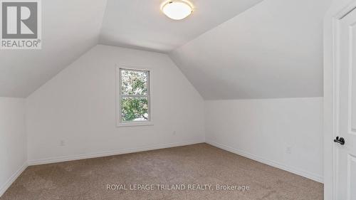 114 Fairview Avenue, St. Thomas, ON - Indoor Photo Showing Other Room