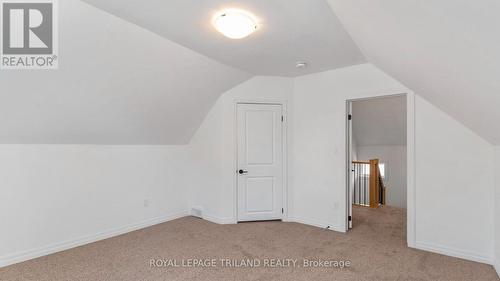 114 Fairview Avenue, St. Thomas, ON - Indoor Photo Showing Other Room