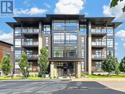 303 - 100 CORTILE PRIVATE Ottawa, ON K1V 2S8