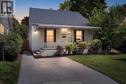 1032 Josephine AVENUE Windsor, ON N9B 2L5