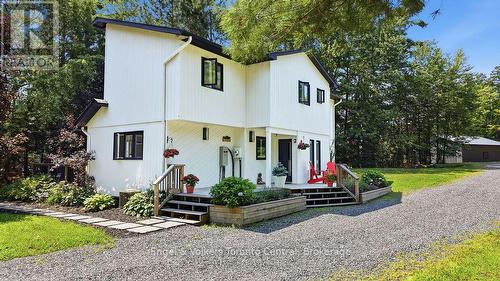 8 BARTLETT DRIVE  Seguin, ON P2A 2W8