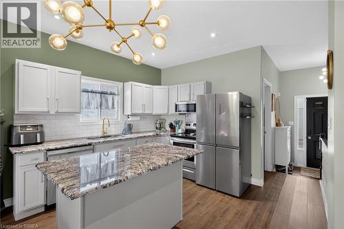 219 Shellard Lane Unit# 11, Brantford, ON - Indoor Photo Showing Kitchen With Stainless Steel Kitchen With Upgraded Kitchen