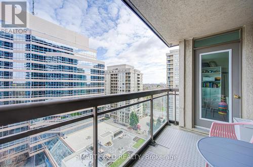 1512 - 18 Parkview Avenue, Toronto, ON - Outdoor