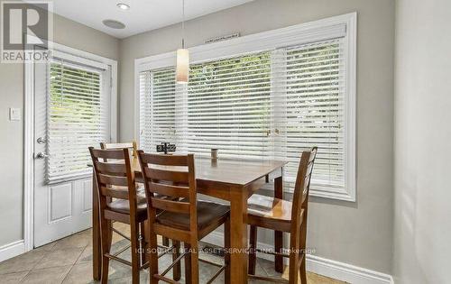 1603 Lincolnshire Boulevard, Mississauga, ON - Indoor Photo Showing Dining Room