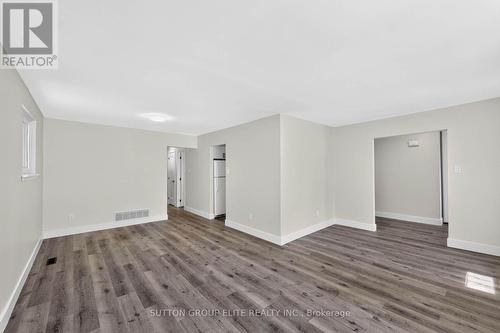 35 Mancroft Crescent, Brampton, ON - Indoor Photo Showing Other Room