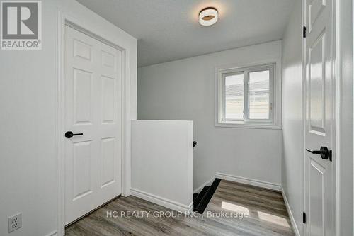 271 Resurrection Drive, Kitchener, ON - Indoor Photo Showing Other Room