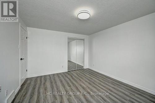 271 Resurrection Drive, Kitchener, ON - Indoor Photo Showing Other Room