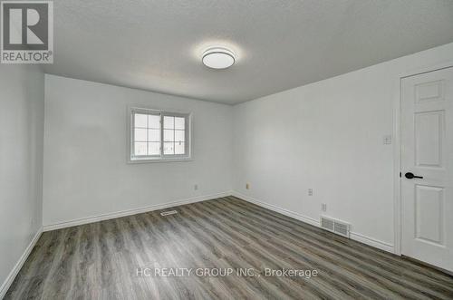 271 Resurrection Drive, Kitchener, ON - Indoor Photo Showing Other Room