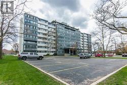 24 MIDLAND Drive Unit# 402  Kitchener, ON N2A 2A8