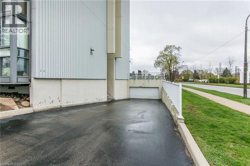 24 Midland Drive Unit# 402, Kitchener, ON - Outdoor
