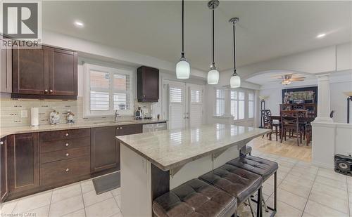 167 Westcliff Way, Cambridge, ON - Indoor Photo Showing Kitchen