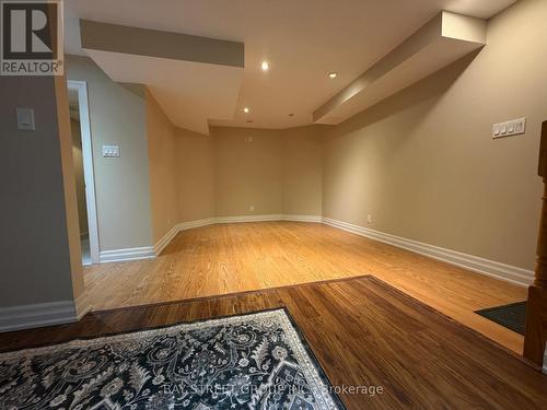 56 ALBRIGHT (LOWER) CRESCENT , Richmond Hill, Ontario L4E 4Z4 4