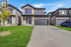 76 BIG DIPPER STREET Ottawa, ON K4M 0L8