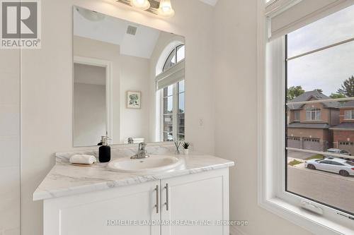 285 Broadacre Drive, Kitchener, ON - Indoor Photo Showing Bathroom