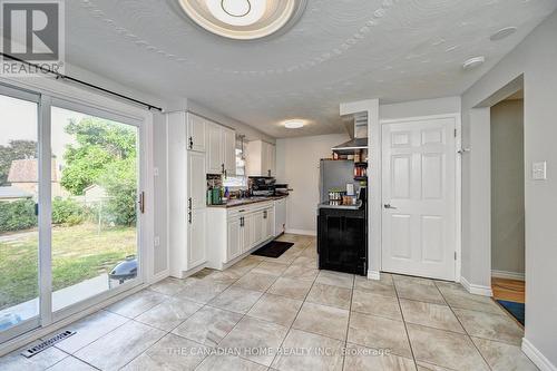 489 Strasburg Road, Kitchener, ON - Indoor Photo Showing Other Room