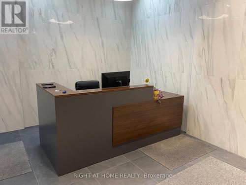 705 - 203 Catherine Street, Ottawa, ON - Indoor