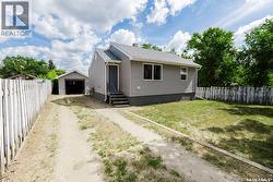 518 Columbia AVENUE  Kerrobert, SK S0L 1R0