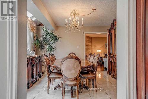 4326 Bridlepath Trail, Mississauga, ON - Indoor Photo Showing Dining Room