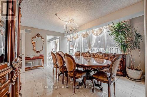4326 Bridlepath Trail, Mississauga, ON - Indoor Photo Showing Dining Room