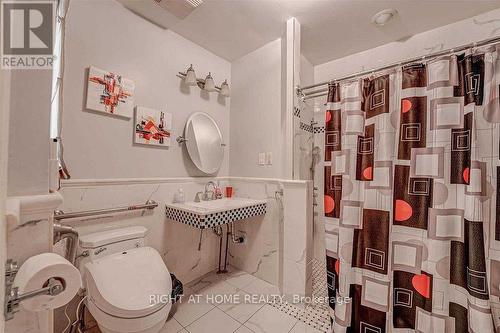 4326 Bridlepath Trail, Mississauga, ON - Indoor Photo Showing Bathroom