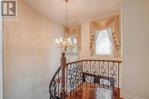 4326 Bridlepath Trail, Mississauga, ON - Indoor Photo Showing Other Room