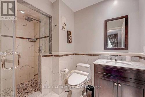 4326 Bridlepath Trail, Mississauga, ON - Indoor Photo Showing Bathroom