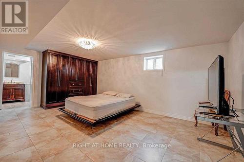 4326 Bridlepath Trail, Mississauga, ON - Indoor Photo Showing Other Room