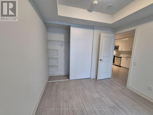 1915 - 4955 Yonge Street, Toronto, ON - Indoor Photo Showing Other Room