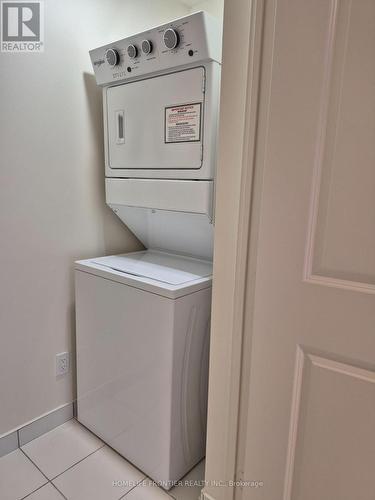 1915 - 4955 Yonge Street, Toronto, ON - Indoor Photo Showing Laundry Room