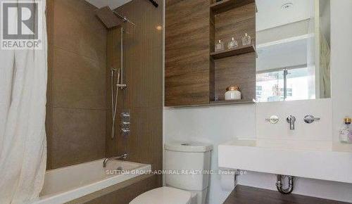 Washroom - 1605 - 5 St Joseph Street, Toronto, ON - Indoor Photo Showing Bathroom