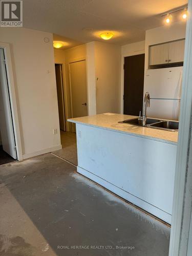 403 - 1346 Danforth Road, Toronto, ON - Indoor Photo Showing Kitchen With Double Sink
