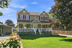 12 LAKEVIEW AVENUE Grimsby (Grimsby Beach), ON L3M 3M1