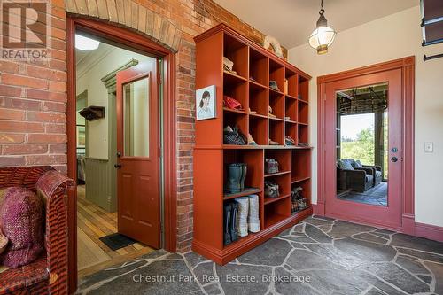 678541 Centre Road, Mulmur, ON - Indoor