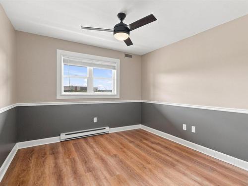 11 6A Rose Way, Dartmouth, NS - Indoor Photo Showing Other Room