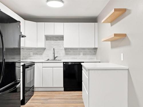 11 6A Rose Way, Dartmouth, NS - Indoor Photo Showing Kitchen With Upgraded Kitchen