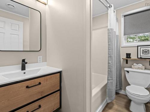 1 Wilbert Devoe Crescent, Timberlea, NS 