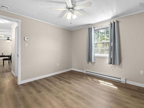 1 Wilbert Devoe Crescent, Timberlea, NS 